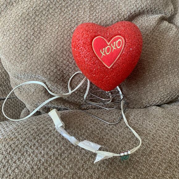 VINTAGE Decorative Outfit 90s XOXO Melted Popcorn Red Heart Light Romantic Sexy - Picture 2 of 14